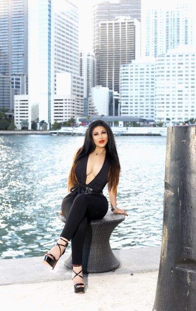 escort photo 46